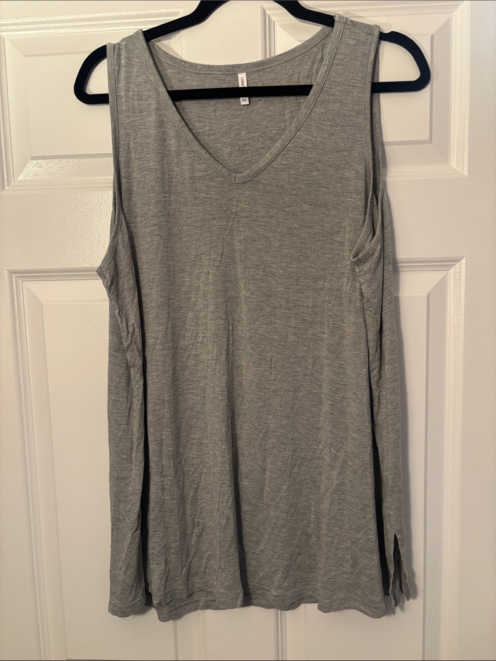 Everyday V-Neck Sleeveless Long Flowing Tank Top in Light Gray